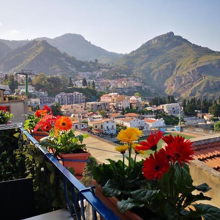 تاورمينا Athena Charming Rooms المظهر الخارجي الصورة