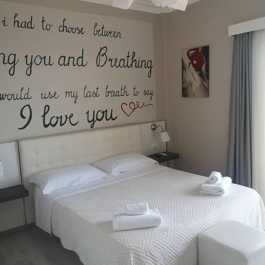 تاورمينا Athena Charming Rooms المظهر الخارجي الصورة