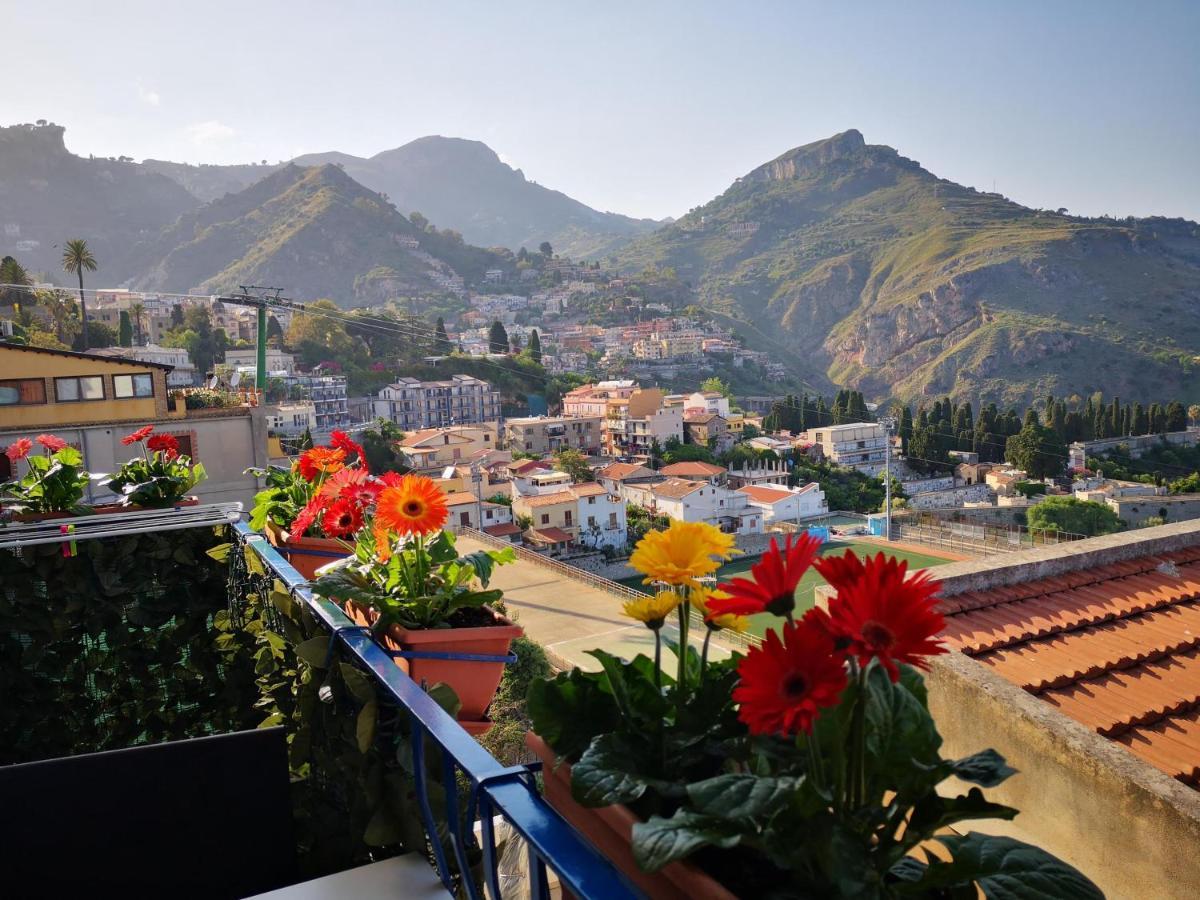 تاورمينا Athena Charming Rooms المظهر الخارجي الصورة